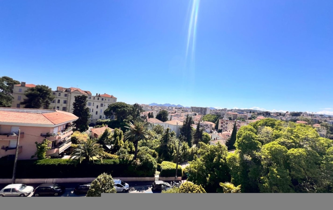 Annonces GRASSE : Appartement | CANNES (06400) | 110 m2 | 1 980 000 € 