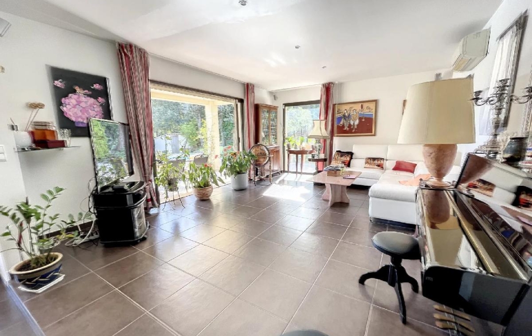 Annonces GRASSE : Maison / Villa | MOUGINS (06250) | 156 m2 | 950 000 € 