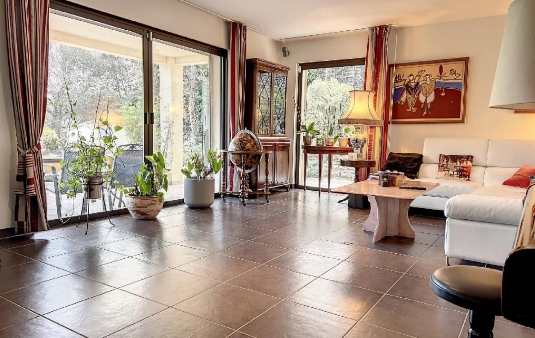 Annonces GRASSE : Maison / Villa | MOUGINS (06250) | 156 m2 | 950 000 € 