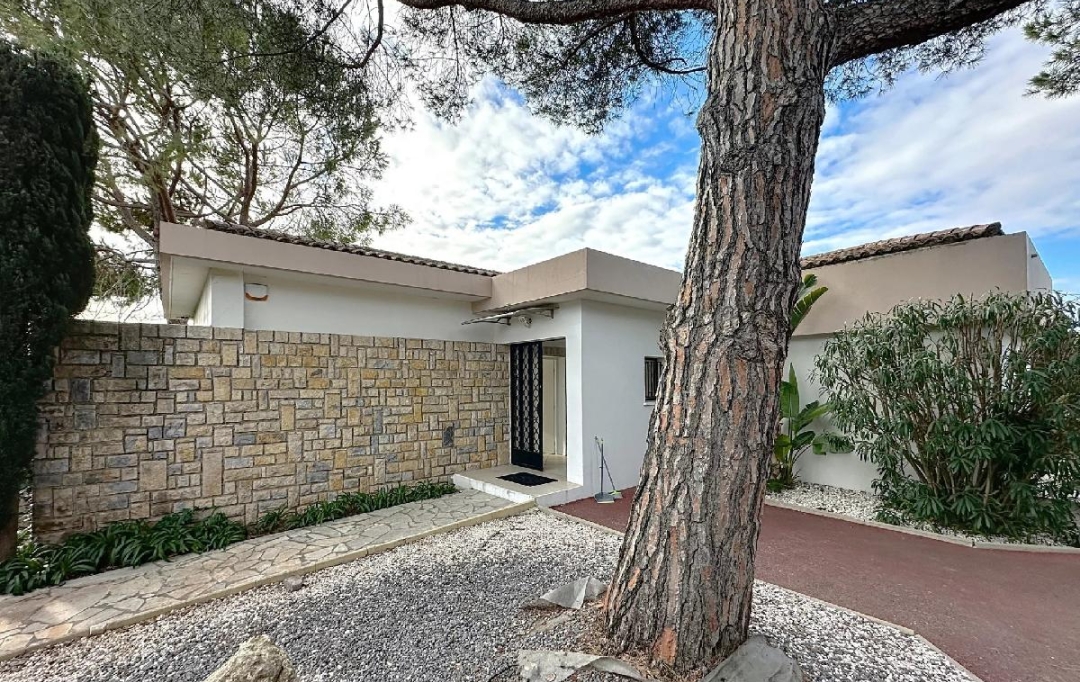 Annonces GRASSE : House | MOUGINS (06250) | 163 m2 | 1 690 000 € 