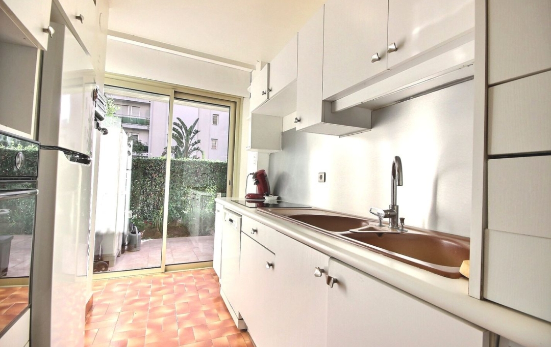 Annonces GRASSE : Appartement | CANNES (06400) | 69 m2 | 680 000 € 